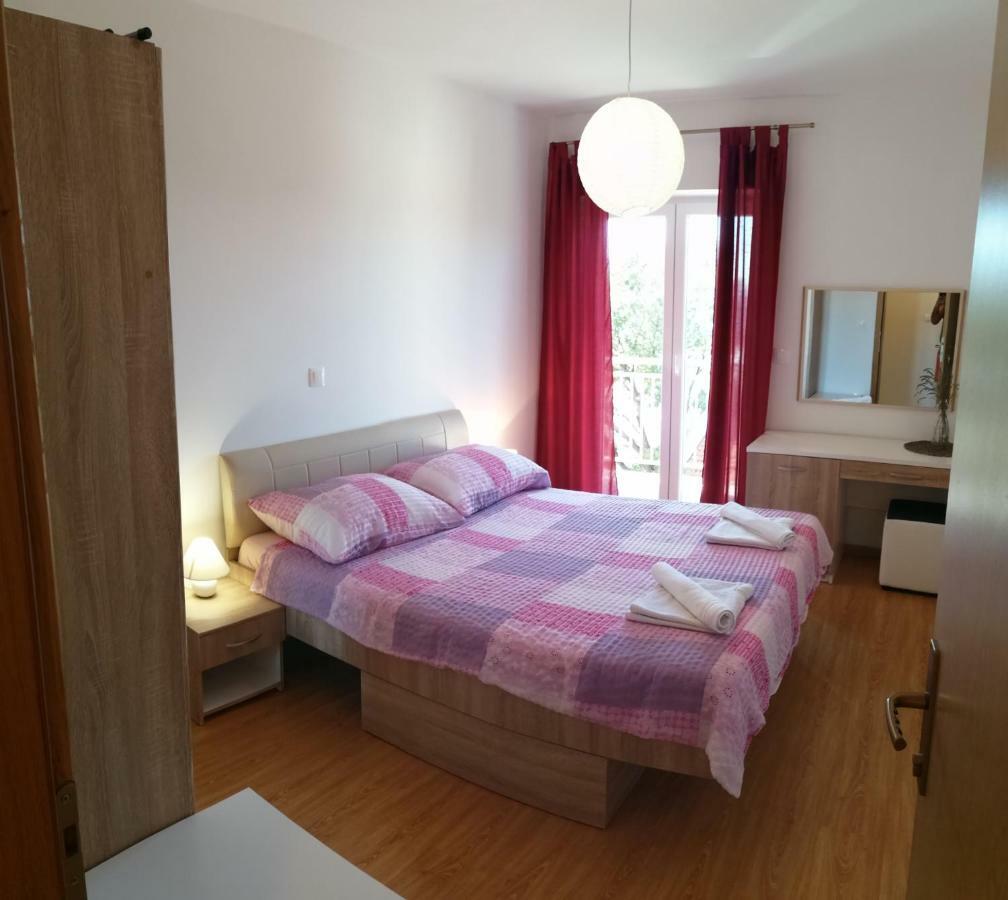 Apartmani Nada เคลโนวีซา ภายนอก รูปภาพ