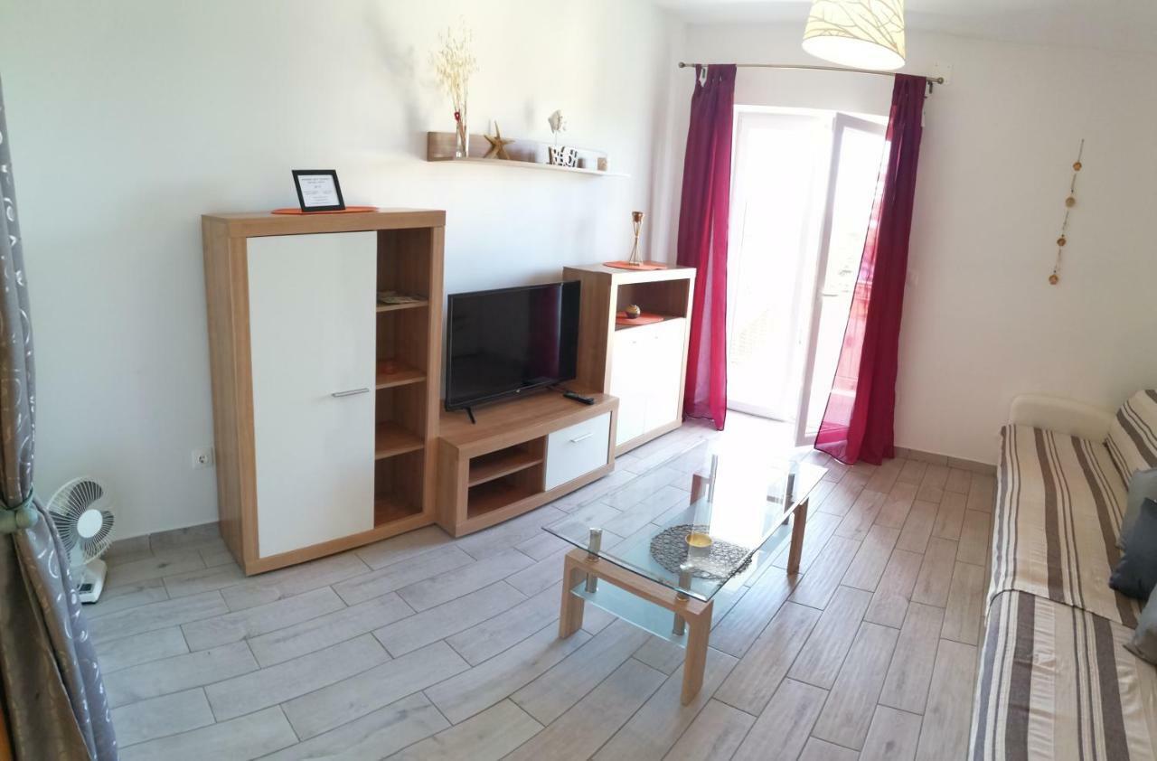 Apartmani Nada เคลโนวีซา ภายนอก รูปภาพ